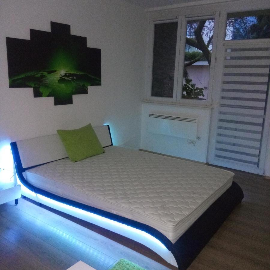 M&D Apartman Eger Exterior photo
