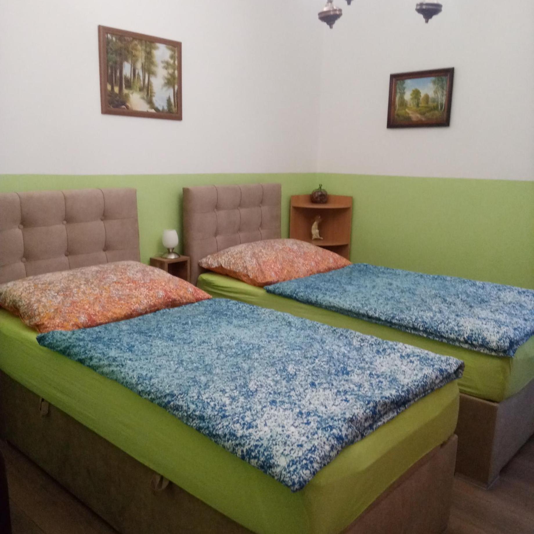 M&D Apartman Eger Exterior photo